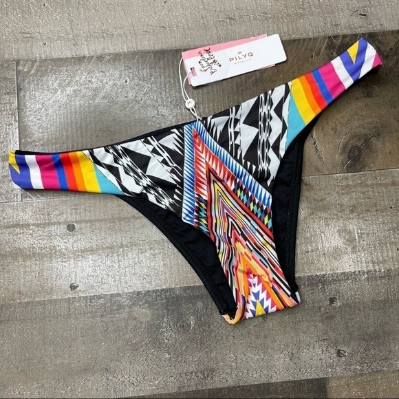 NWT Pilyq Inca Basic Tenny size Small - Picture 12 of 12